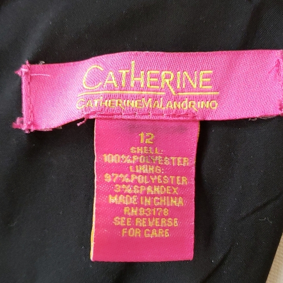 Black Sleeveless Midi Dress w/Pockets - Picture 8 of 12